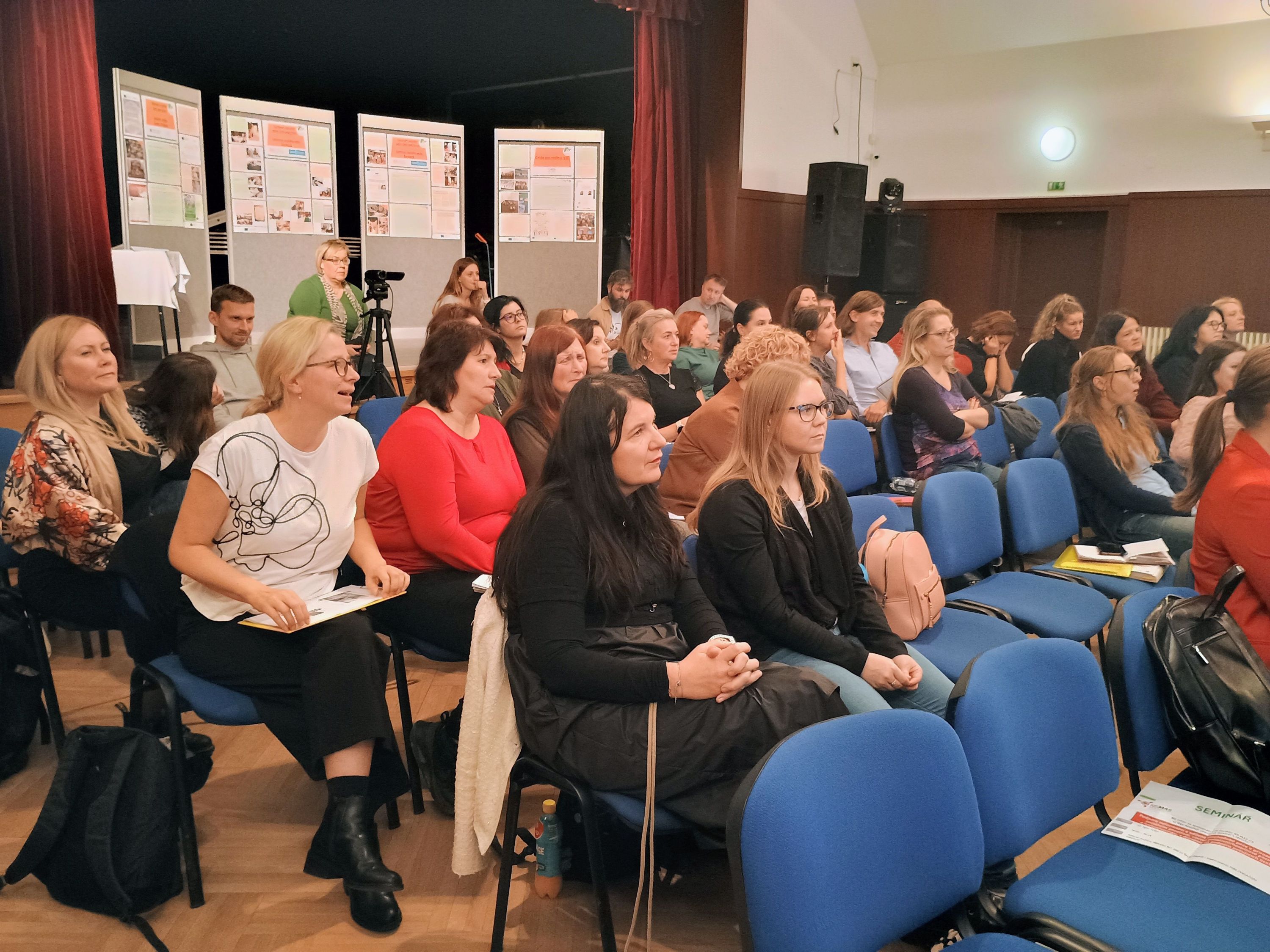 Konference na téma podpory neformálně pečujících a&nbsp;hospicové péče.